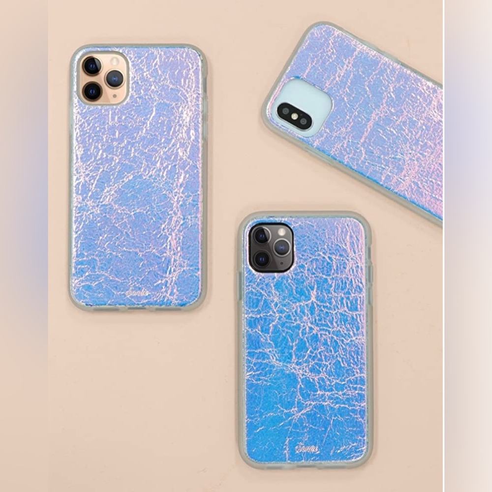 Like New — Holographic Leather iPhone 11 Pro Max/XS Max Case — Sonix - Picture 4 of 4
